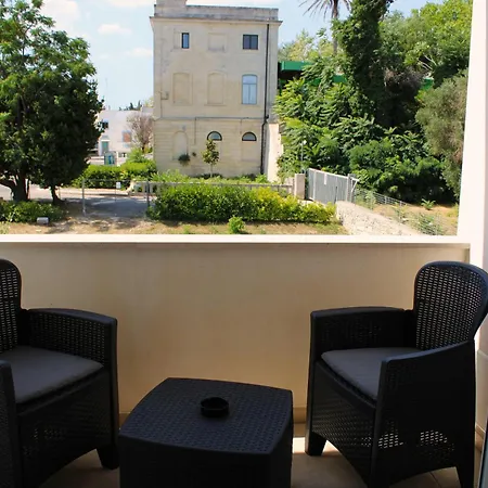La Bella Dimora Bed & Breakfast 4*